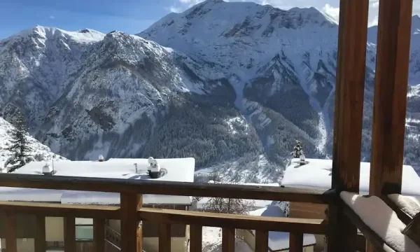 Vue magnifique du balcon